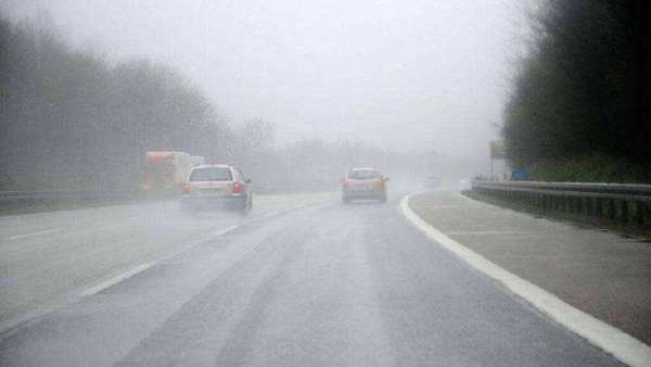 水對瀝青路面的影響 水對瀝青路面的影響