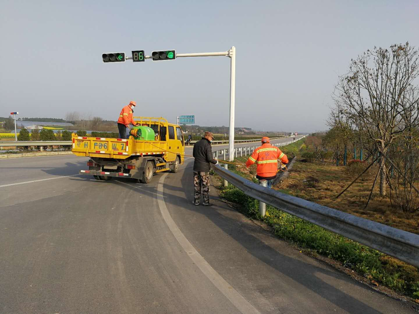 瀝青混合料高溫穩(wěn)定性的影響因素 -荷載(圖1) 瀝青混合料高溫穩(wěn)定性的影響因素 -荷載(圖1)